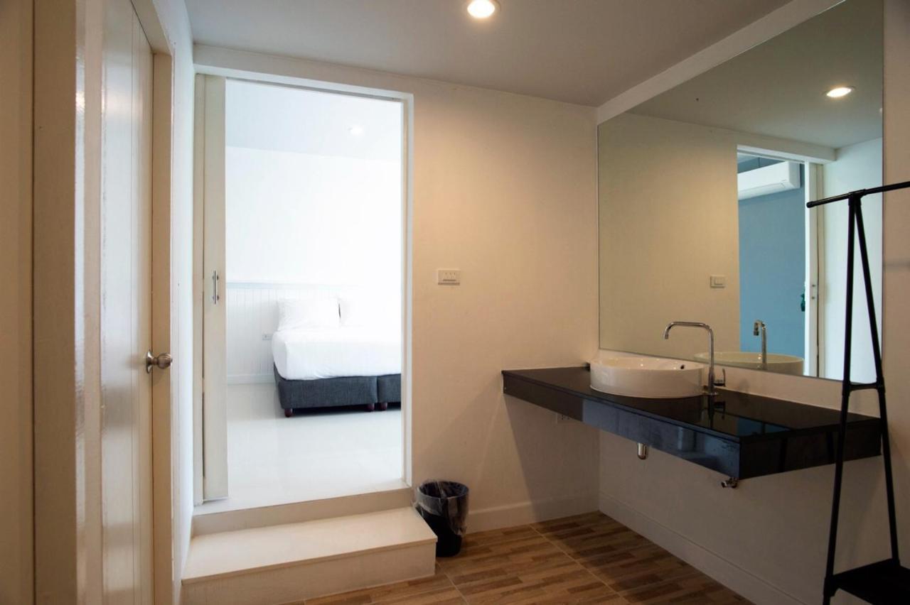 Bhive Hotel Nakhon Phanom Ngoại thất bức ảnh